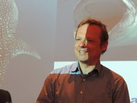 Dr. Sonntag beim Vortrag im Elbe1